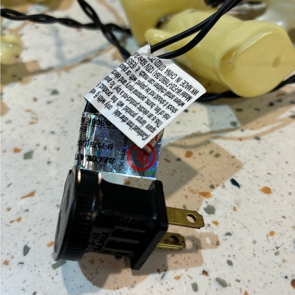 Vintage 90s Plastic‎ Light Up Halloween String Happy Ghost Lights - Picture 6 of 6